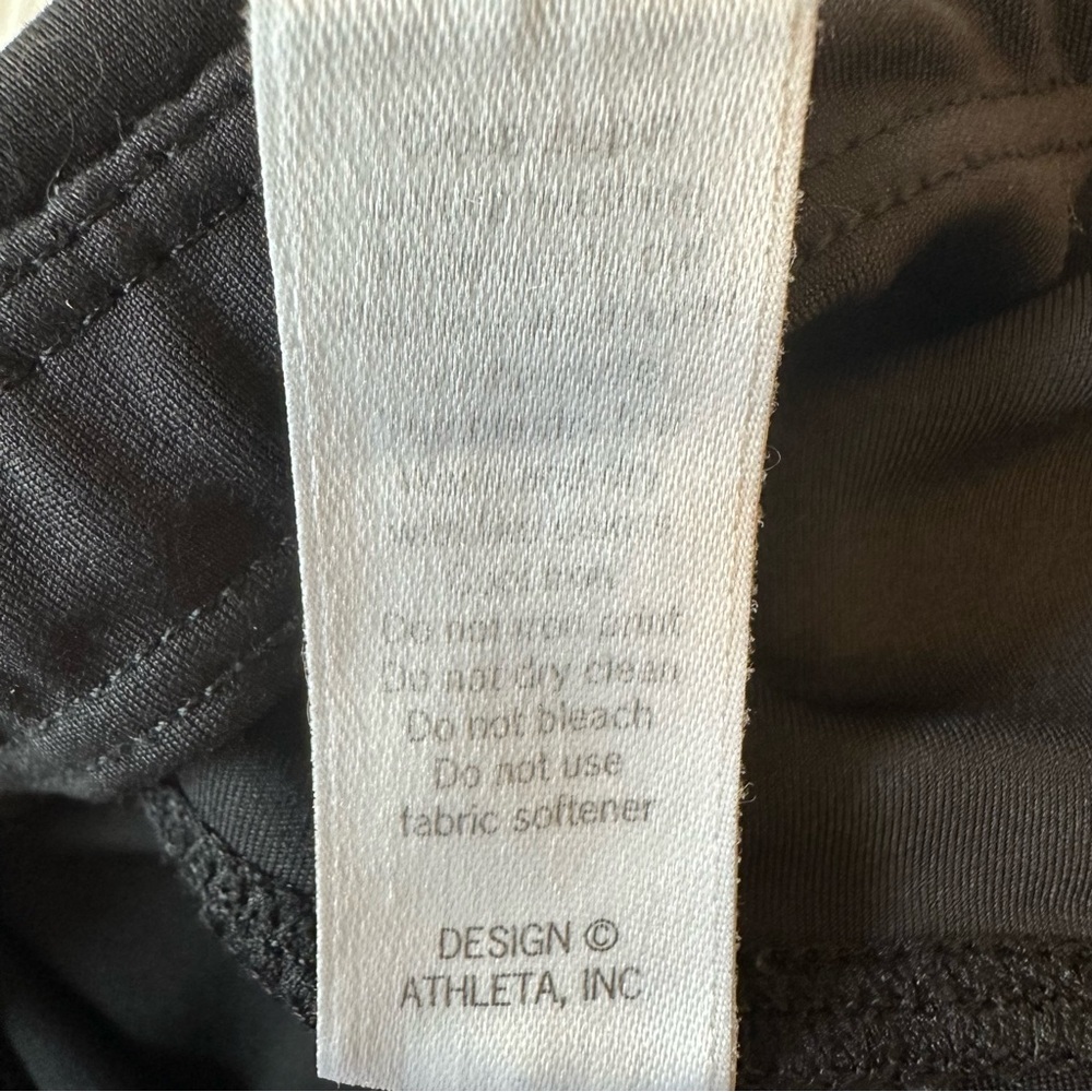 ATHLETA Sonar Capri Black Compression Workout Leggings Yoga Pants Small Tall - Picture 6 of 9